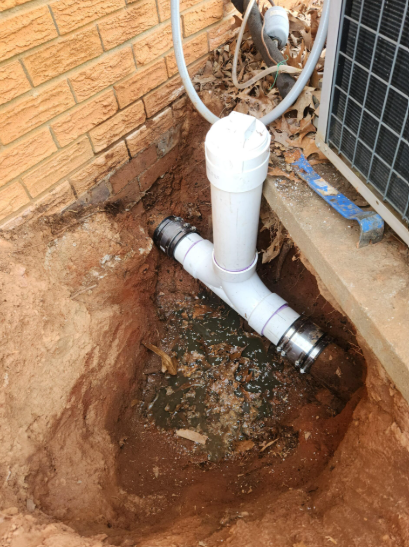 Waste pipe installation